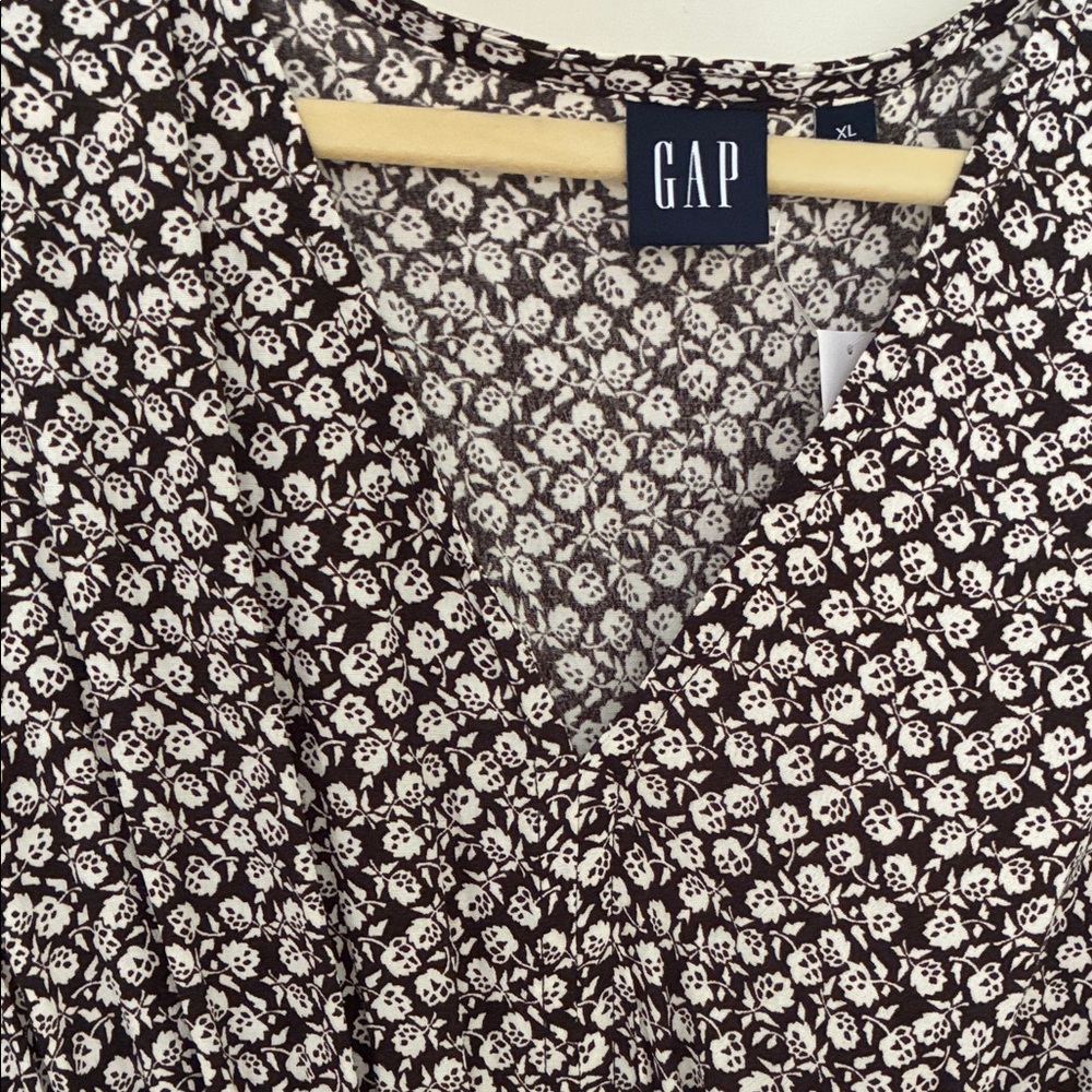 GAP Brown and White Long Sleeve Dress - Picture 4 of 5